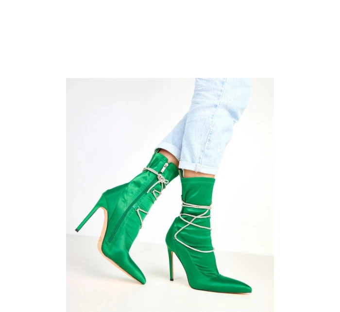 Topánky na podpätku model 217944 Solea