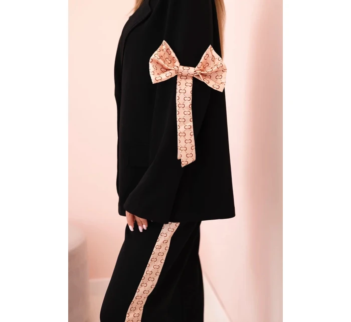 Dámska súprava z viskózy - sako s klopami a nohavice s lamelami čierne