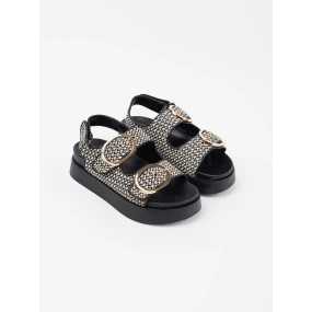 Štýlové čierne dámske sandále na platforme