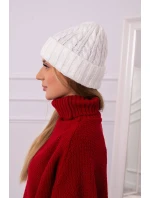 Ariana ecru čepice s lemem model 18751461 - K-Fashion Ariana ecru čepice s lemem model 18751461 - K-Fashion