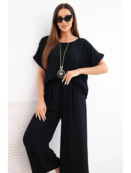 Dámska viskózna blúzka s krátkym rukávom a široké nohavice čierna