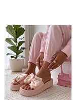 Žabky na platforme model 227264 Solea