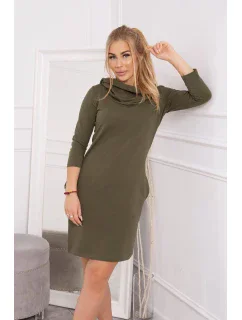 Šaty s kapucí a khaki kapsami