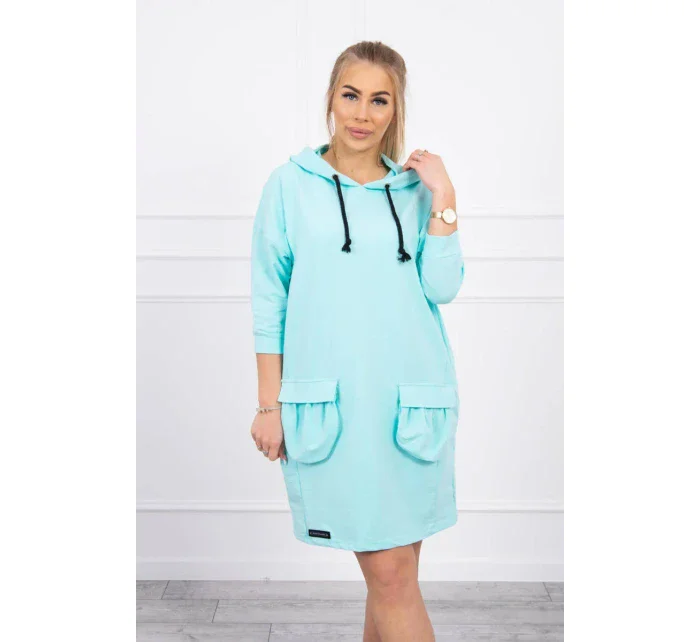 Šaty s kapucňou mätovej