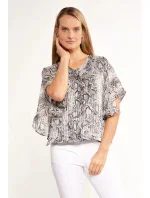 Dámska blúzka s volánovými rukávmi BLU2020-M19 sivá so vzorom - Monnari