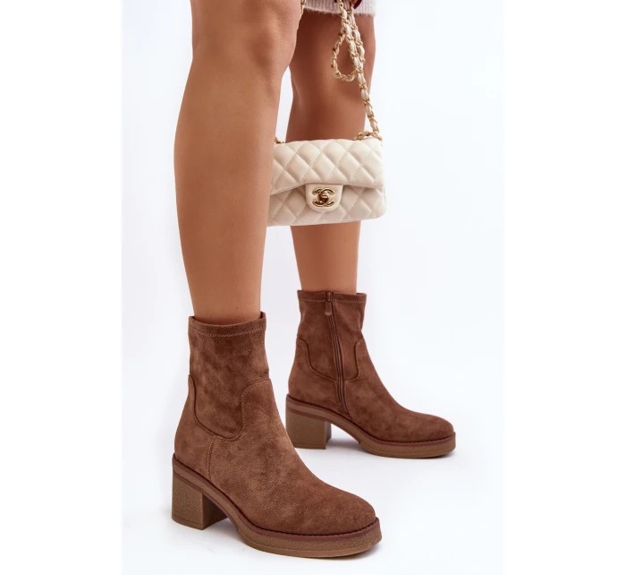 Dámské kotníčkové boty na podpatku hnědé model 21642290 - Boto