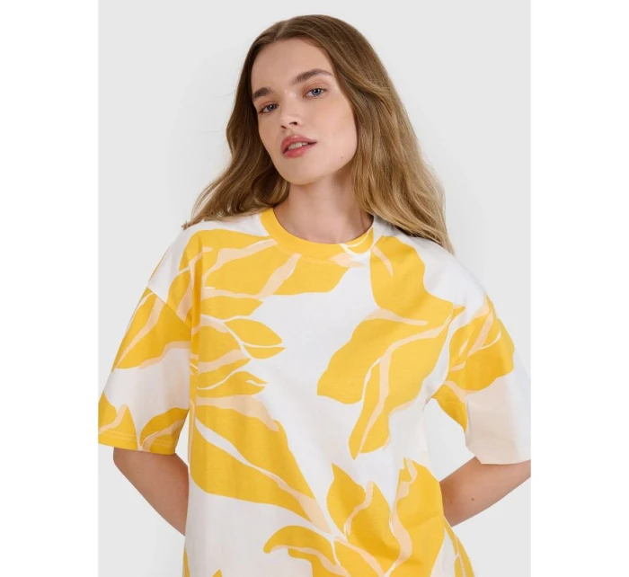 Dámske tričko oversize s potlačou 4F 4FRSS25TTSHF2692-90A Dámske tričko oversize s potlačou 4F 4FRSS25TTSHF2692-90A
