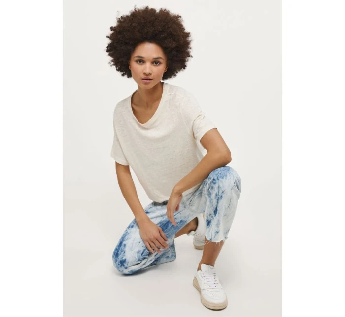 Mustang Alina C Linen W 1013788 2045 Tričko Mustang Alina C Linen W 1013788 2045 Tričko