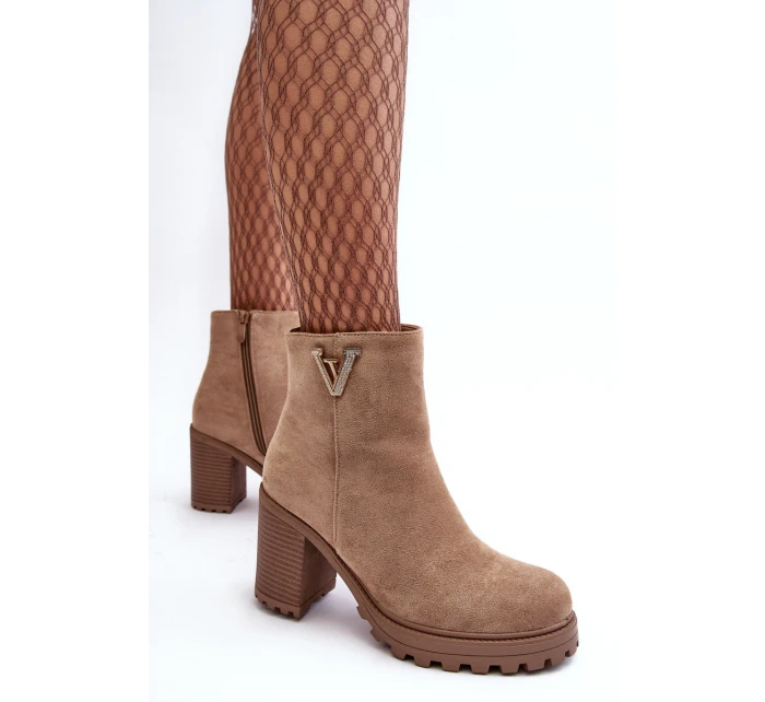 Damskie Zamszowe Botki Na Słupku Z Ozdobą Beżowe Strong