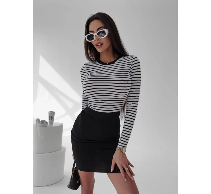 Dámsky top 278023 čierno-biely - Ola Voga Dámsky top 278023 čierno-biely - Ola Voga