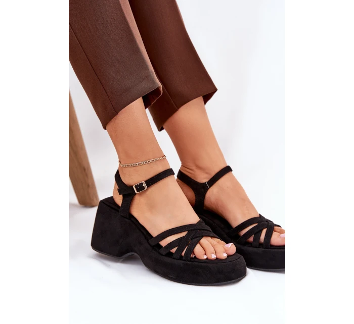 Sandały Na Platformie I Koturnie Z Eko Zamszu Czarne Nendal Sandały Na Platformie I Koturnie Z Eko Zamszu Czarne Nendal