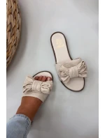Dámské pantofle na ploché s mašlí Béžové model 21937411 - Boto