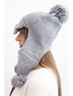 Dámska zimná čiapka s vlnou, kšiltom a bambuľkami K475 tmavosivá Dámska zimná čiapka s vlnou, kšiltom a bambuľkami K475 tmavosivá