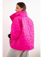 Dámska jarná prešívaná bunda s ozdobným vzorom a zipsom ružová neónová