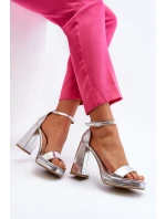 Modne Zamszowe Sandałki Na Kwadratowym Obcasie Srebrne Merila Modne Zamszowe Sandałki Na Kwadratowym Obcasie Srebrne Merila