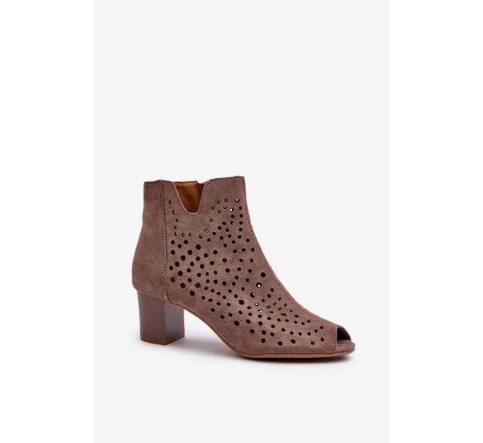 Dámské Botky Z Semiše Na Podpatku S Hnědé model 21658524 - Boto Dámské Botky Z Semiše Na Podpatku S Hnědé model 21658524 - Boto