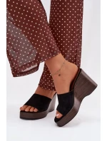 Dámské pantofle na platformě Černé Ravelia