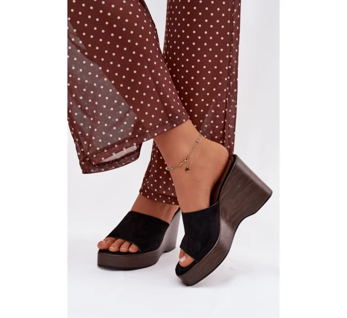 Dámské pantofle na platformě Černé Ravelia