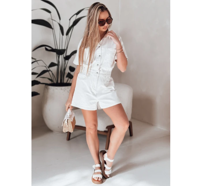 bílý džínový krátký overal Dstreet model 21988009 - FashionStreet bílý džínový krátký overal Dstreet model 21988009 - FashionStreet