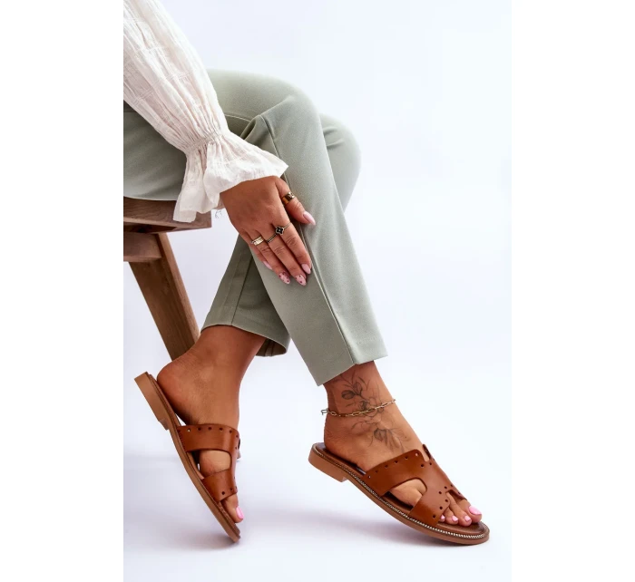 Dámske sandále s ozdobnými výrezmi Brown Emily