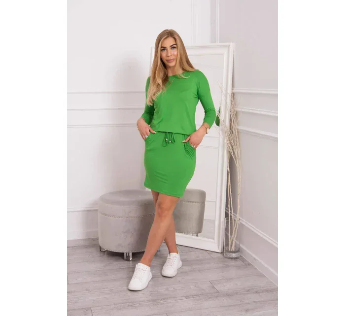 Světle zelené viskózové šaty s vázáním v pase Světle zelené viskózové šaty s vázáním v pase