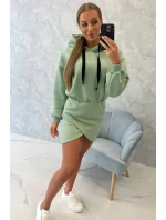 Zateplené šaty s obálkovým dnom tmavo mätovej farby