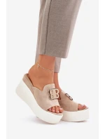 Klapki Na Platformie I Koturnie Z Ozdobą Beżowe Tanonea
