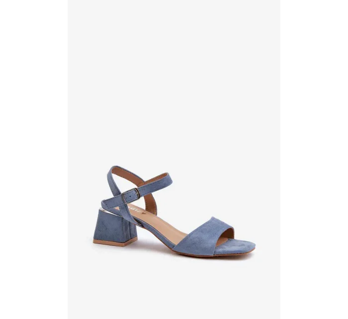 Sandále model 197592 Krok vo veľkom štýle