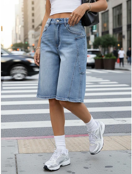 Dámske bermudy po kolená s cargo vreckami z džínsoviny FashionStreet SY0512