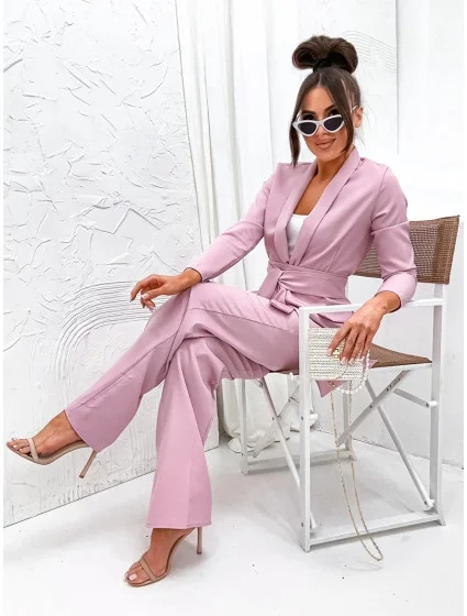 Dámska súprava v púdrovo ružovej farbe - voľné sako a široké nohavice (8167)