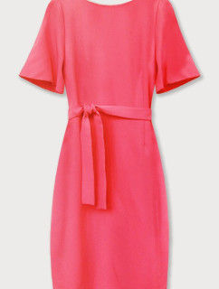šaty v neonově korálové barvě s páskem model 7426154 - INPRESS