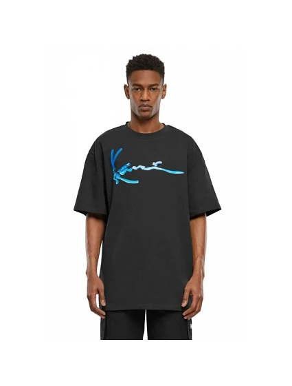 Signature Tee M model 20230327 - Karl Kani