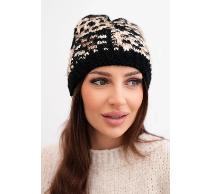 Dámska zimná čiapka s farebným vláknom a hrubým okrajom K355 black+beige