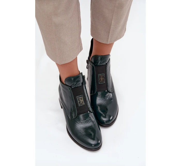 Skórzane Lakierowane Botki Na Klocku Z Ozdobnym Detalem Ocieplane Zazoo 60560 Ciemnozielone