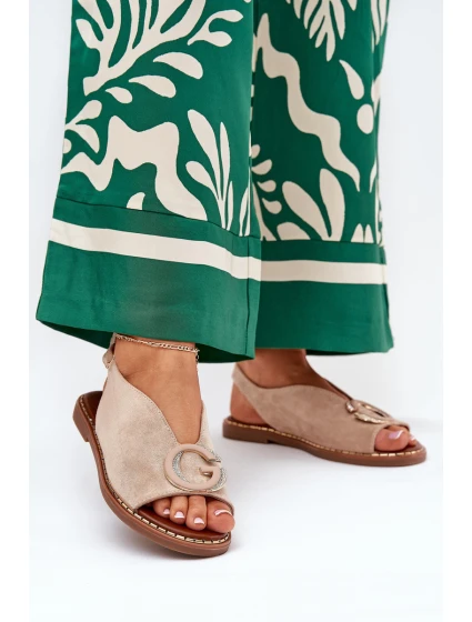 Ploché sandály s ozdobou béžové model 21685714 - Boto