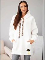 Mikina dámská oversize z bavlny s kapucí a kapsou bílá Mikina dámská oversize z bavlny s kapucí a kapsou bílá
