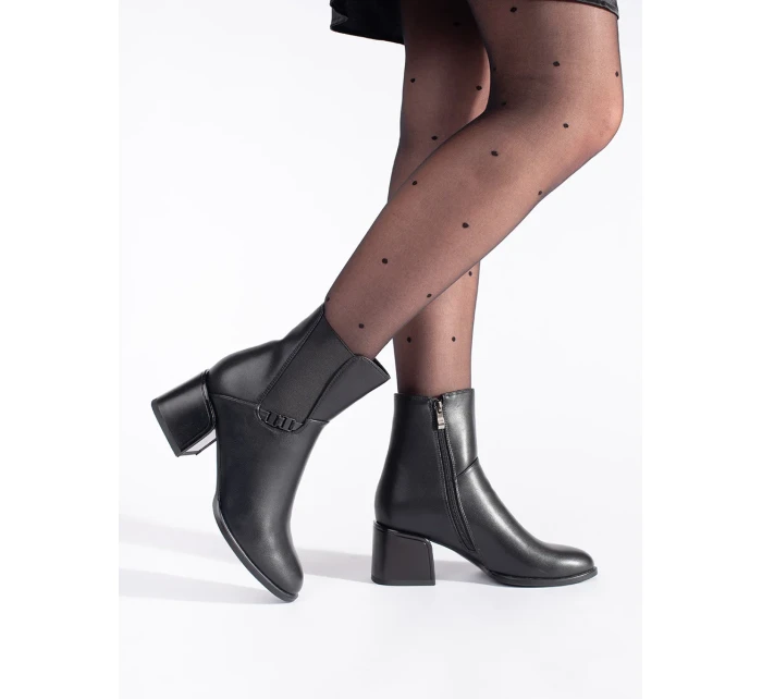 Pohodlné dámske čierne členkové topánky so širokým podpätkom Pohodlné dámske čierne členkové topánky so širokým podpätkom