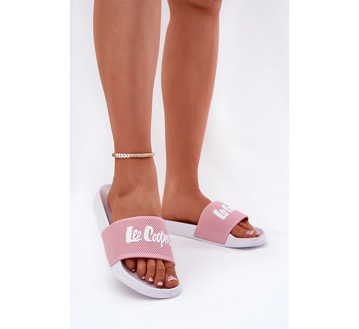 Dámské pantofle model 22089608 Růžové - Lee Cooper