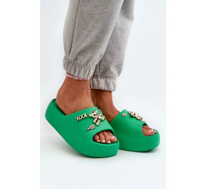 Dámske ľahké penové papuče so zelenými ozdobami Orchia