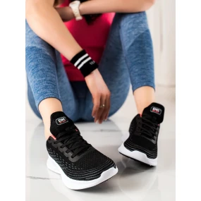 Krásne čierne dámske tenisky bez podpätku