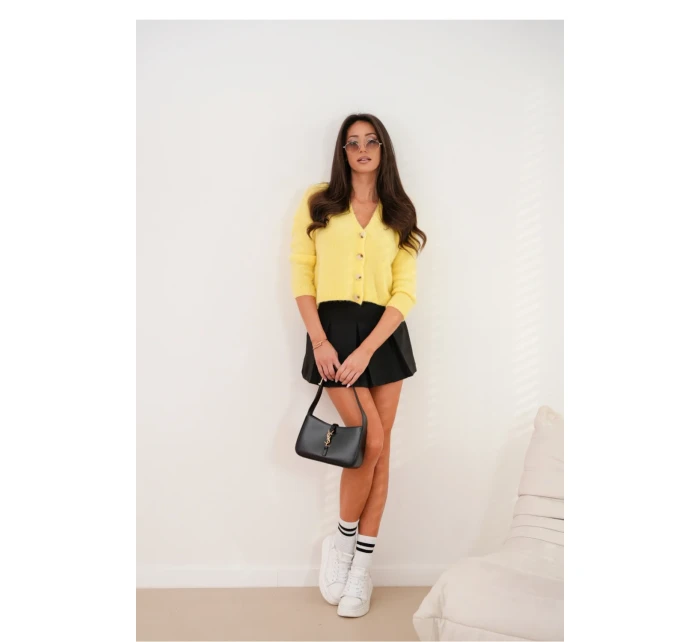 Zapínanie svetra model 209315 LaBalancia