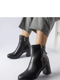 Topánky na podpätku model 205097 Solea