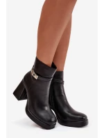 Zateplené dámské kotníkové boty na podpatku s ozdobnou páskou černé Giordina Zateplené dámské kotníkové boty na podpatku s ozdobnou páskou černé Giordina