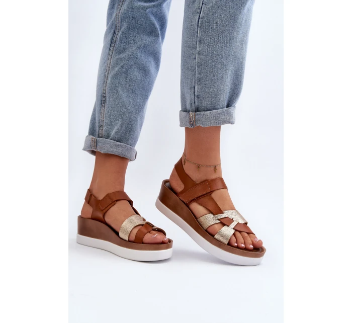 model 21648135 Dámské Kožené Sandály na Platformě Hnědé - Zazoo