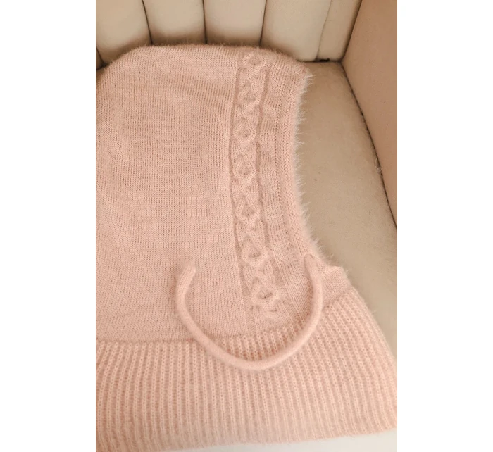 Dámská čepice s kapucí a pleteným vzorem bílá Dámská čepice s kapucí a pleteným vzorem bílá