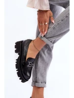 Damskie Skórzane Półbuty Loafersy Z Ozdobą Laura Messi 2699 Czarne