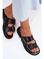 Kožené dámské pantofle s přezkami Vinceza 62304 Černé