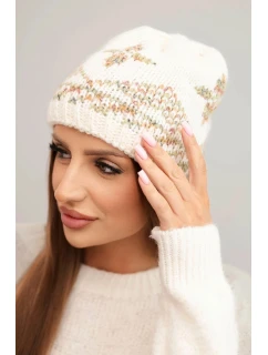 Dámska zimná čiapka z vlny a s farebným vzorom K478 ecru