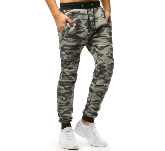 Pánske svetlosivé teplákové nohavice moro UX3509