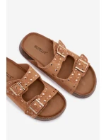 Dámske papuče so zlatými prackami a cvočkami Camel Tervina